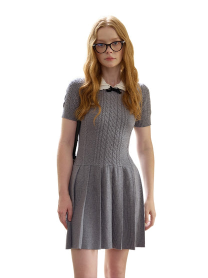 Contrast Collar Knit Pleated Dress - CHINASQUAD