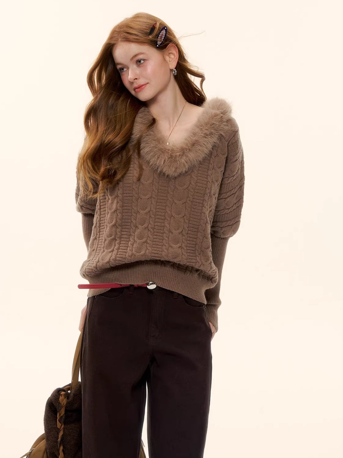 Cable-Knit V-Neck Waist-Shaping Sweater