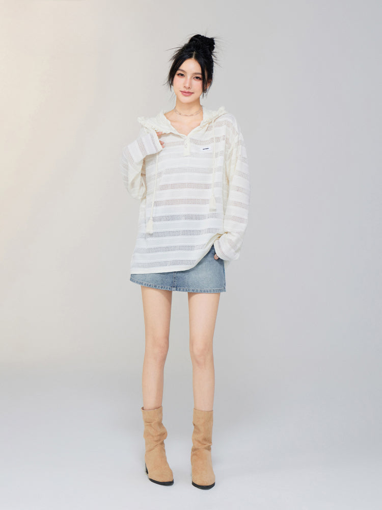 Hollow-out Silhouette Hooded Sunscreen Top