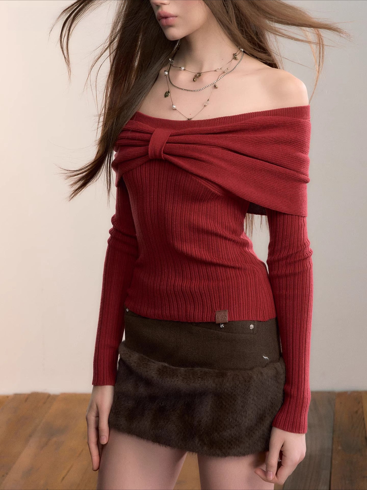 Off-Shoulder Bow Detail Knit Crewneck