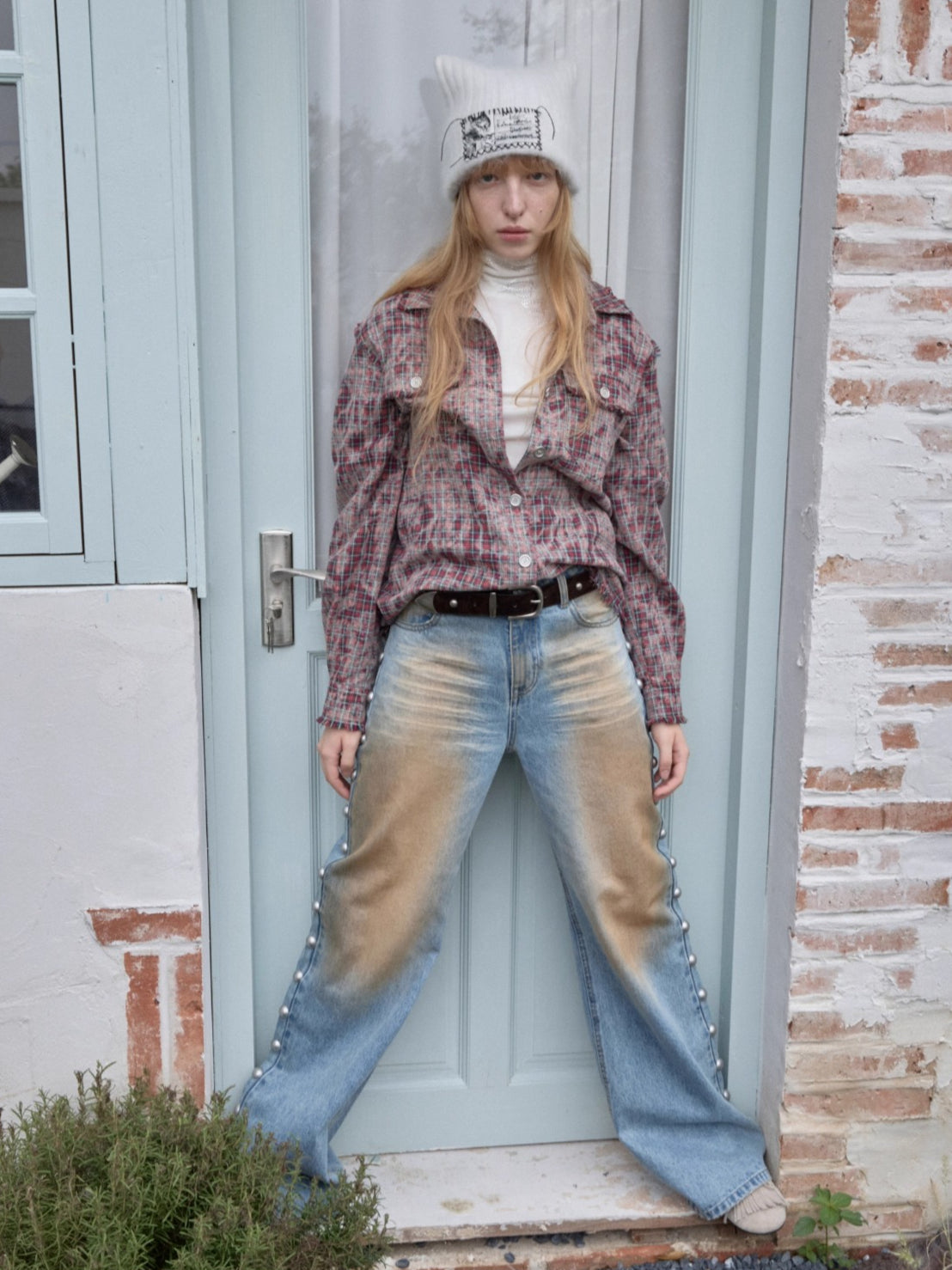 Washed Plaid Frayed-Edge Fitted Shirt