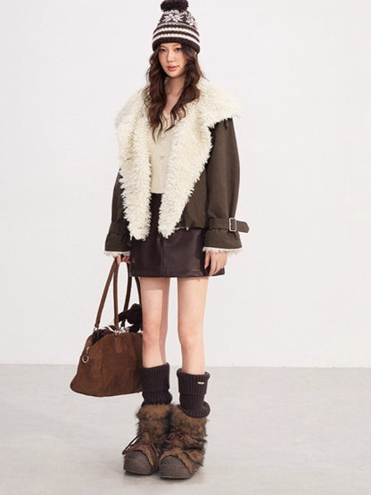 Faux-Shearling Panel Quilted Short Jacket