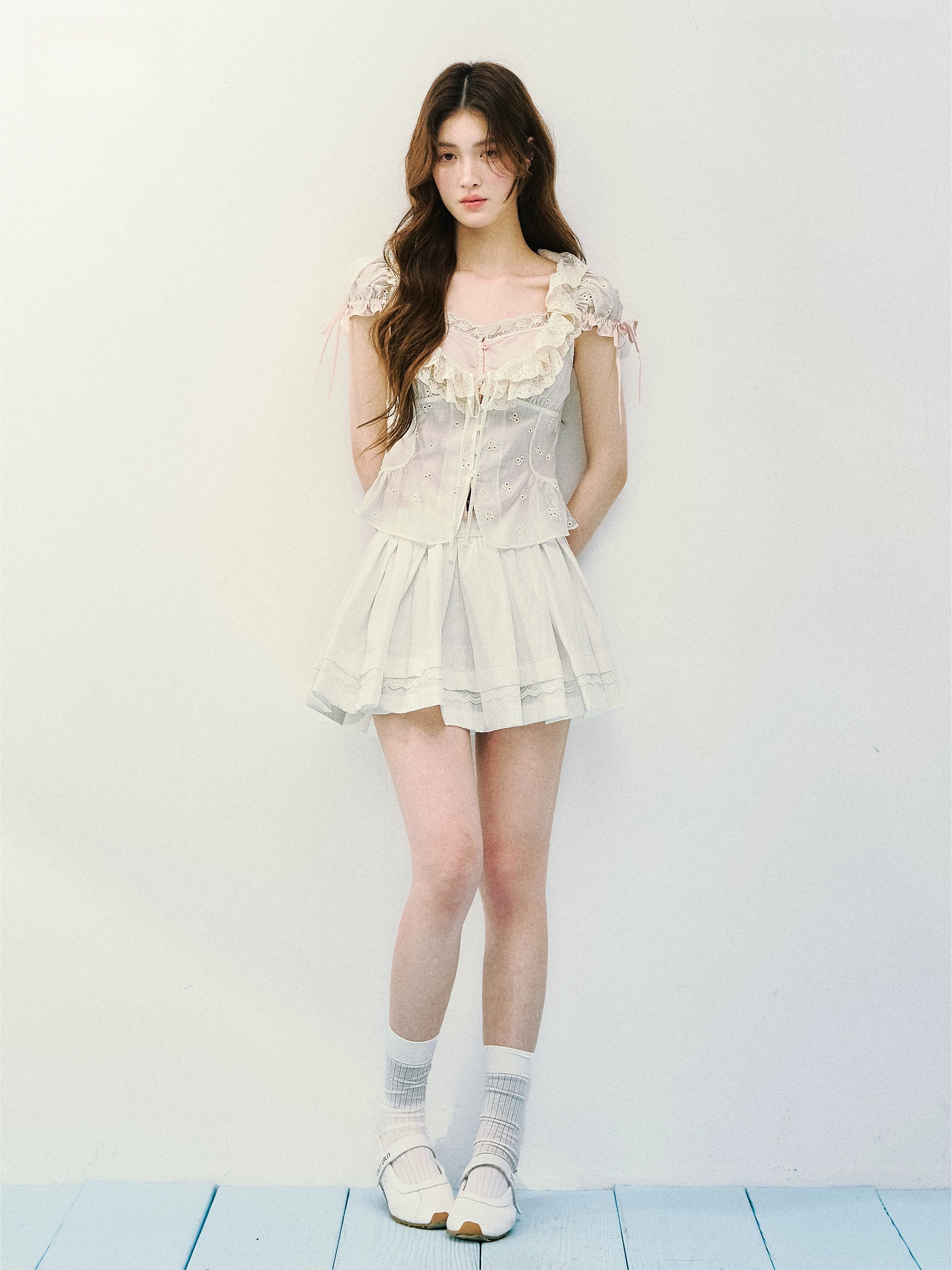Layered Lace Lyocell Puff Sleeve Blouse