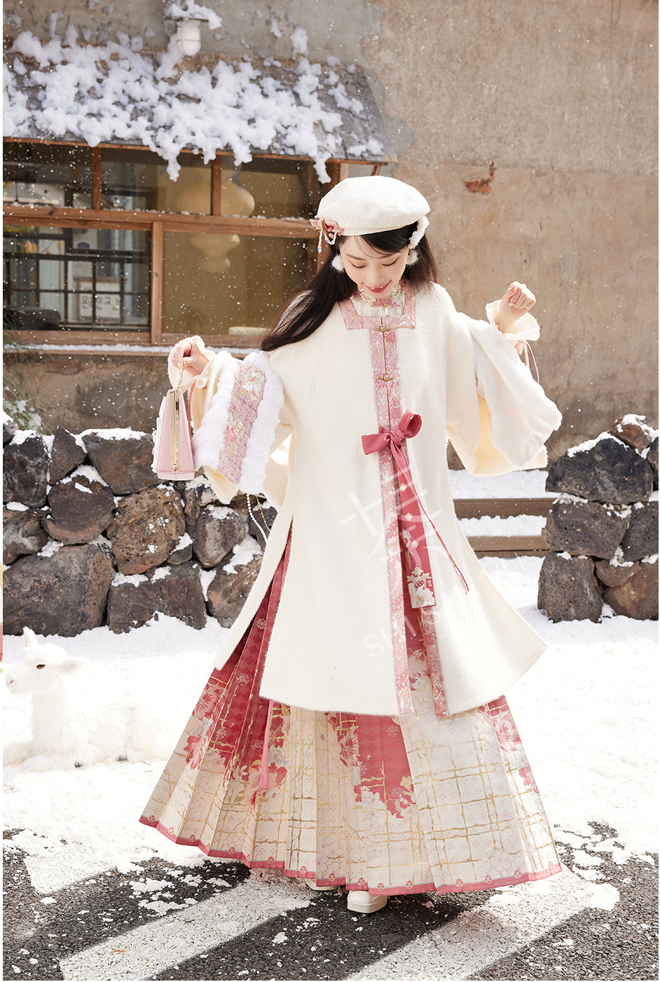 &quot;花墙灯会&quot;Ming-dynasty Hanfu Set - CHINASQUAD