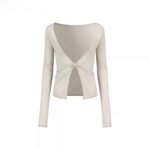 White / M