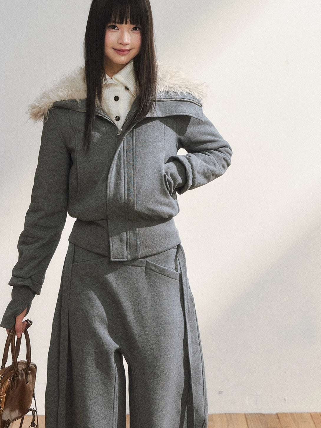 Faux Fur Collar Cropped Sweat Jacket