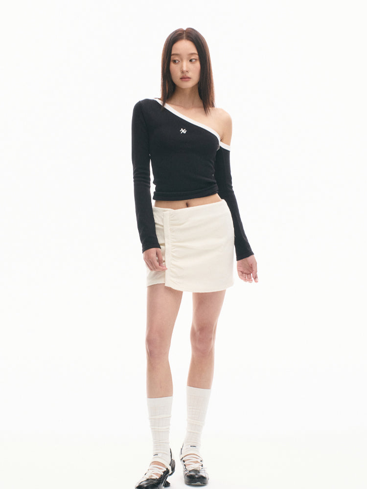 Asymmetrical Shoulder Slim-Fit Long-Sleeve Top