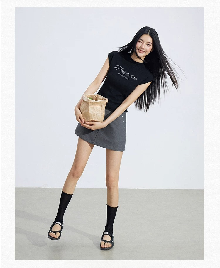 Soft Sculpt Rolled-Edge Sleeveless Knit Top