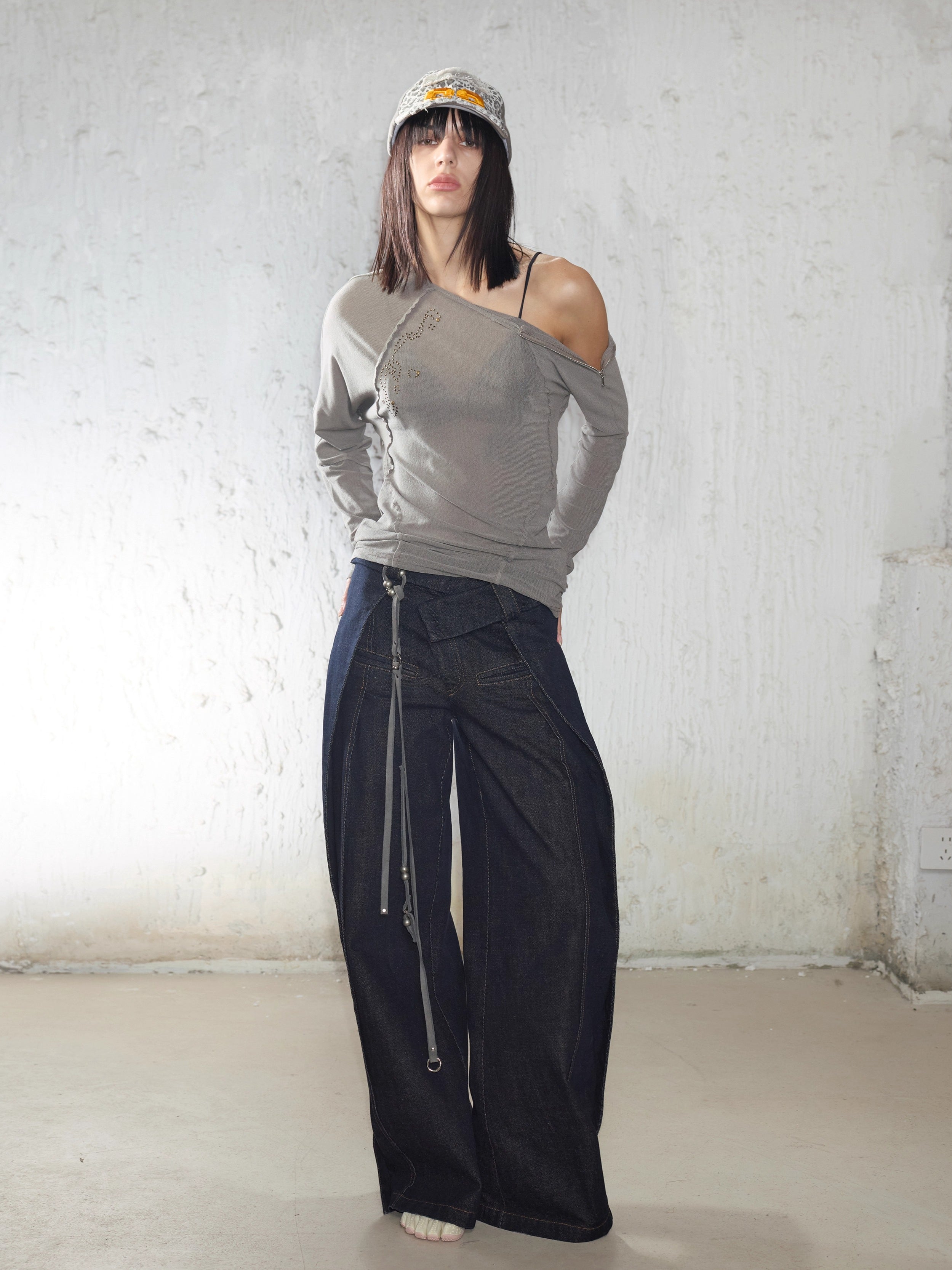 Rhinestone Frayed-Edge Knit T-Shirt