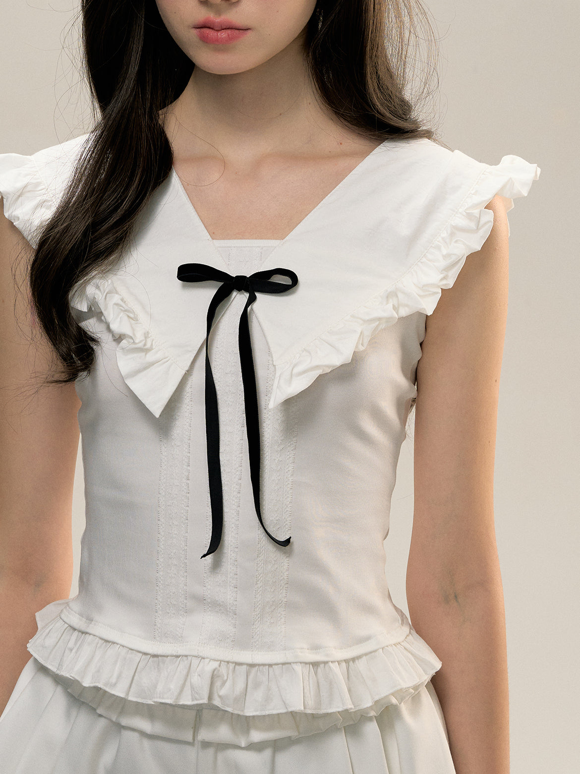 White Sleeveless Lace Trim T-shirt