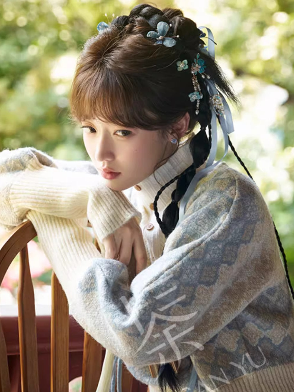 AUTUMN RIVER JACQUARD MODERN HANFU