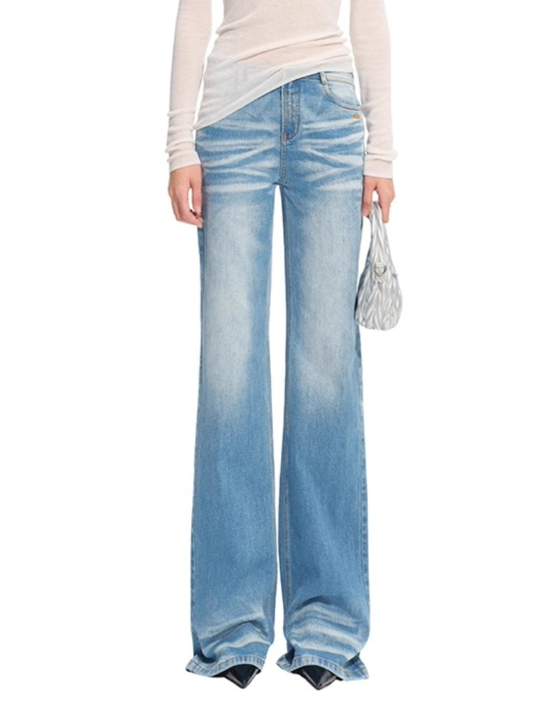 Natural Waist Fitted Straight Jeans
