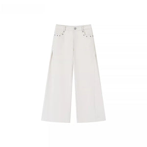 S / White
