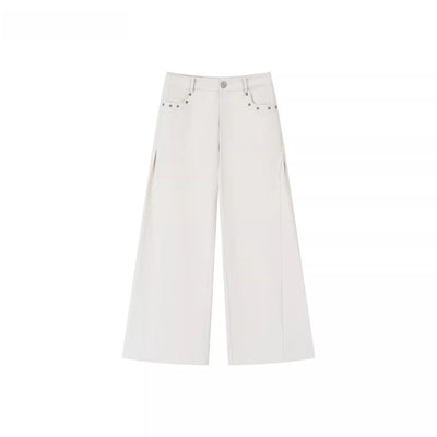 S / White