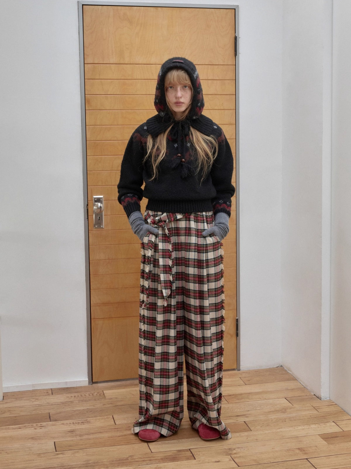 Fair Isle Pony Jacquard Chunky Knit Sweater