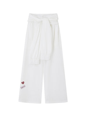 S / White