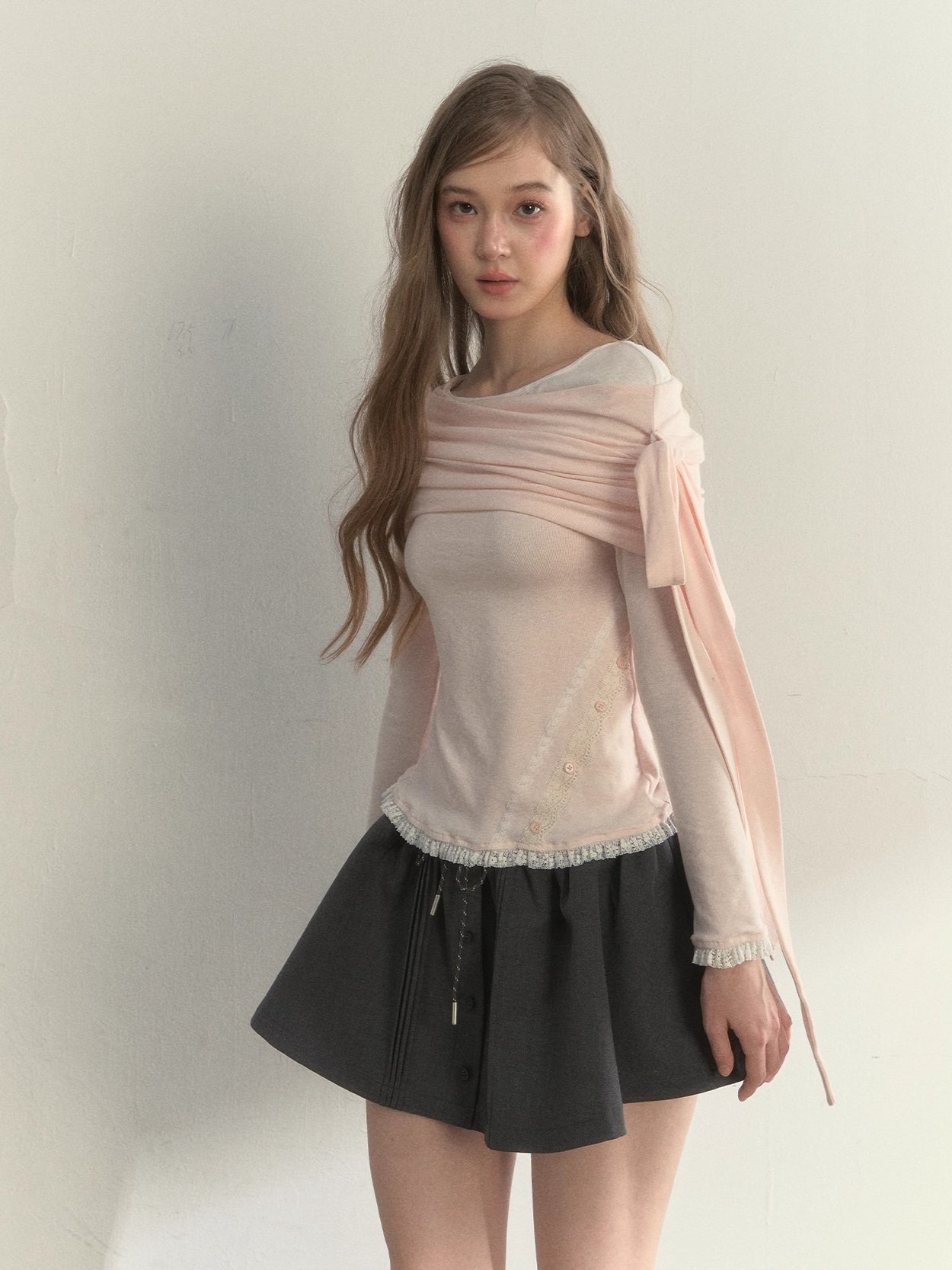 Asymmetric Off-Shoulder Bow-Tie Knit T-Shirt