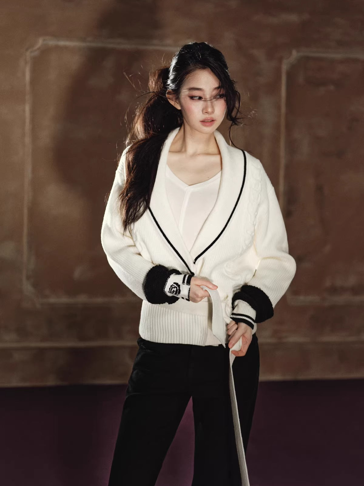 Oversized Contrast V-Neck Tie-Waist Knit Sweater