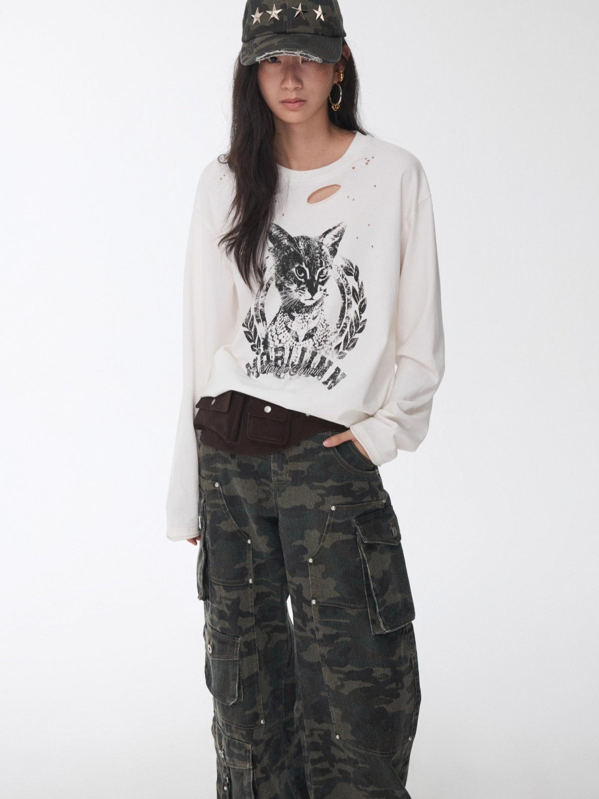 Vintage Cat &amp; Dog Print Distressed Long-Sleeve Tee - CHINASQUAD