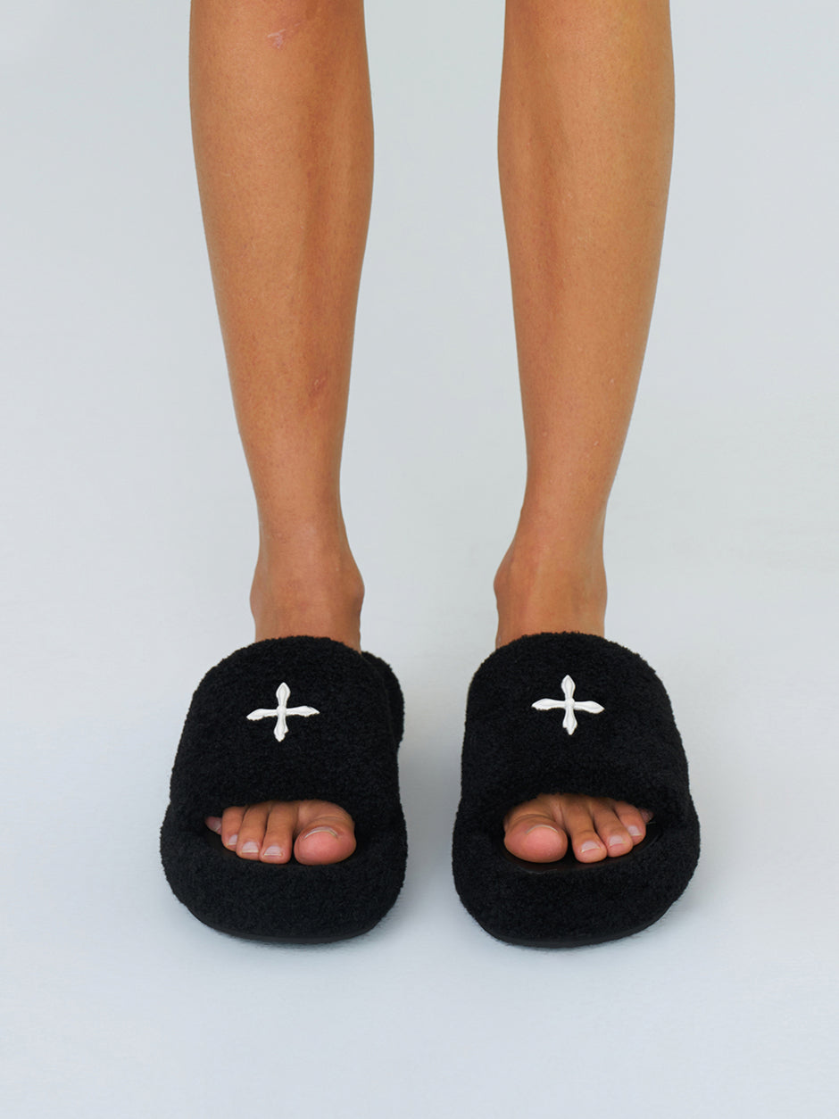 SMFK Compass Woolly Classic Furry Women Slippers