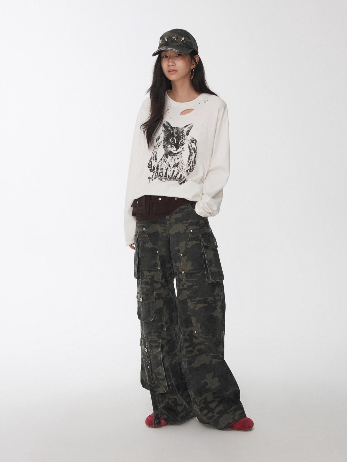 Vintage Cat &amp; Dog Print Distressed Long-Sleeve Tee