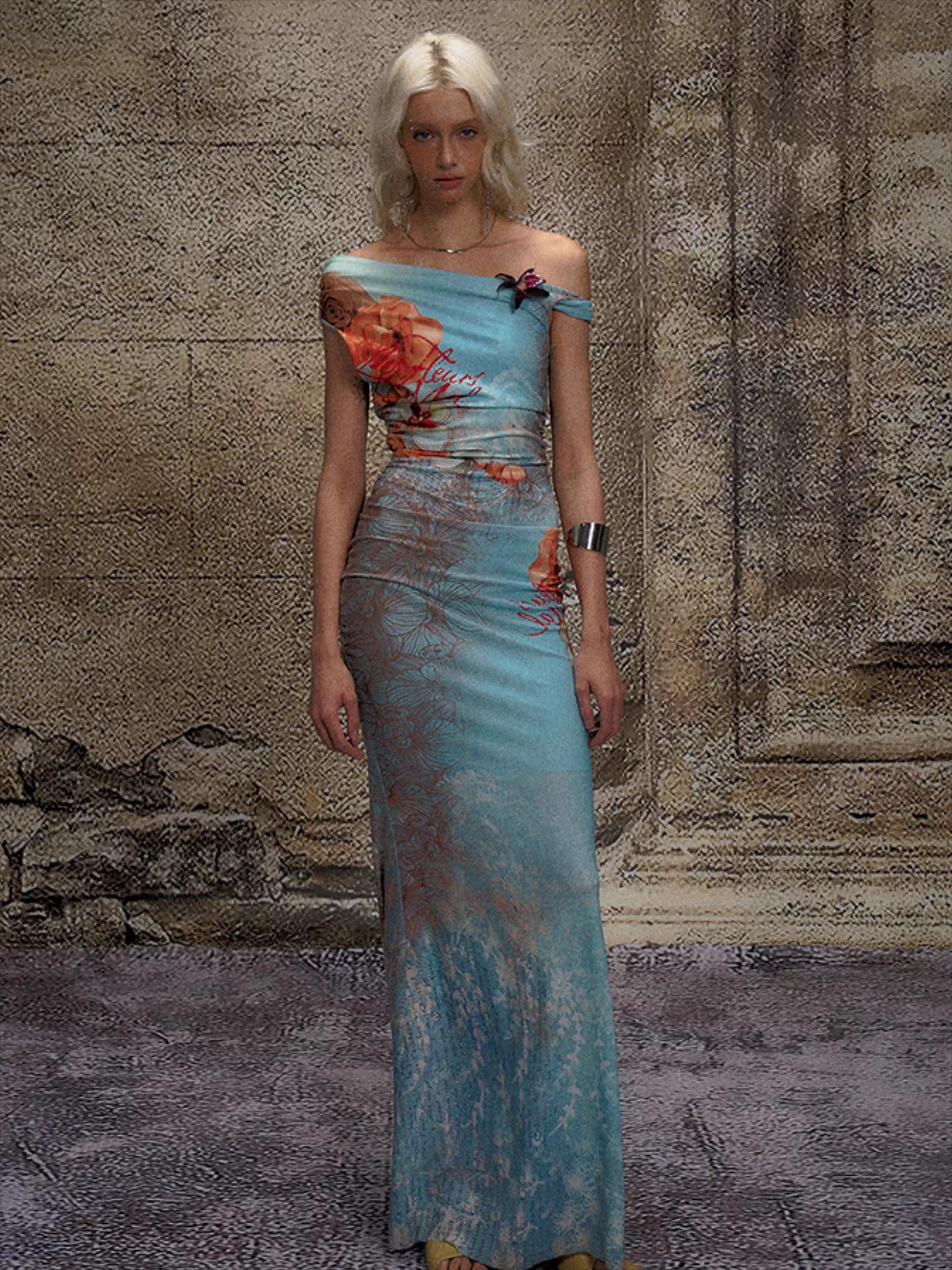 Off-Shoulder Printed Fitted Mermaid Maxi Dress