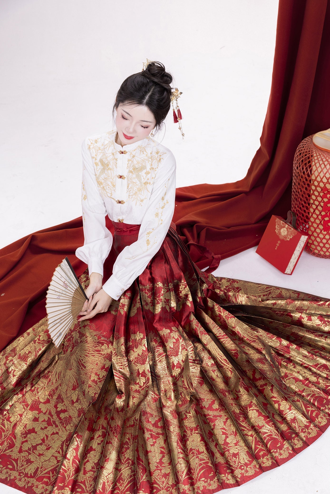 &quot;梧凤之鸣&quot;Ming-Dynasty Hanfu Set - CHINASQUAD