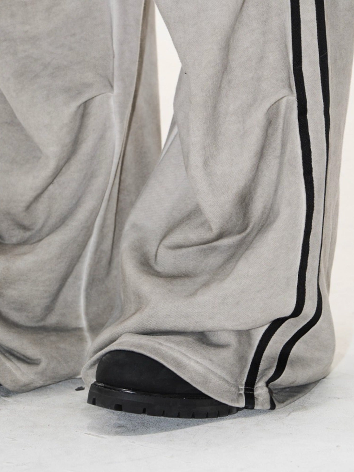 Washed Badge Cotton Pleated Track Pants