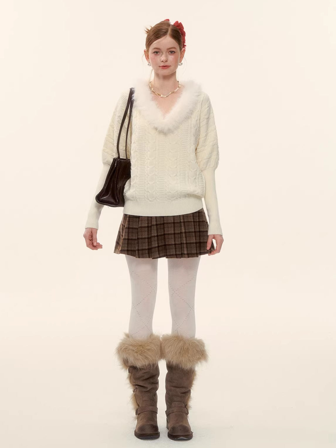 Cable-Knit V-Neck Waist-Shaping Sweater