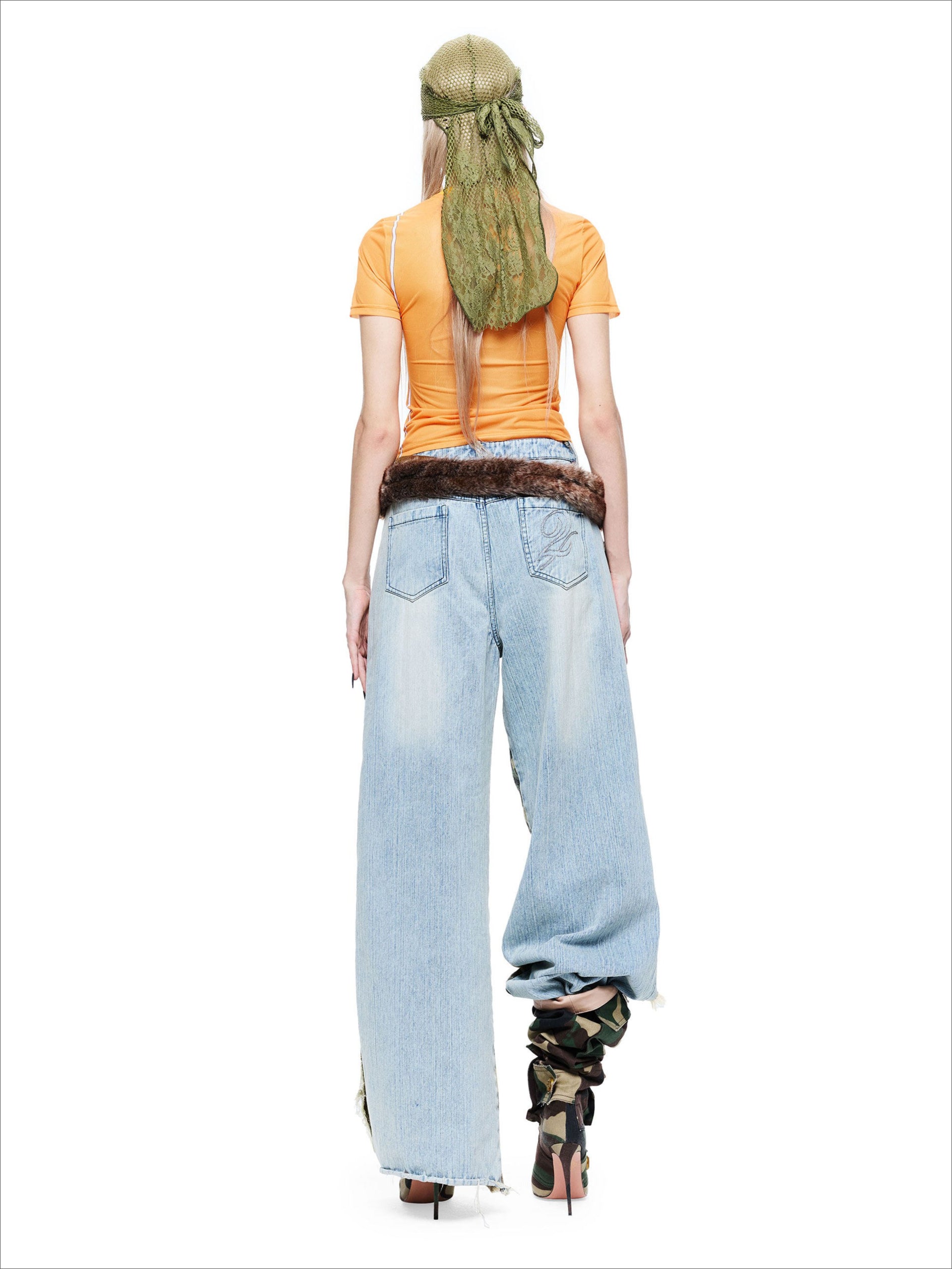 Camouflage Panel Distressed Washed Jeans