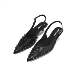 Black / 35