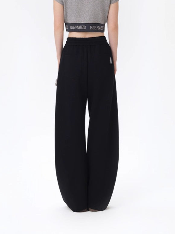 Curved Blade Relaxed Sweatpants