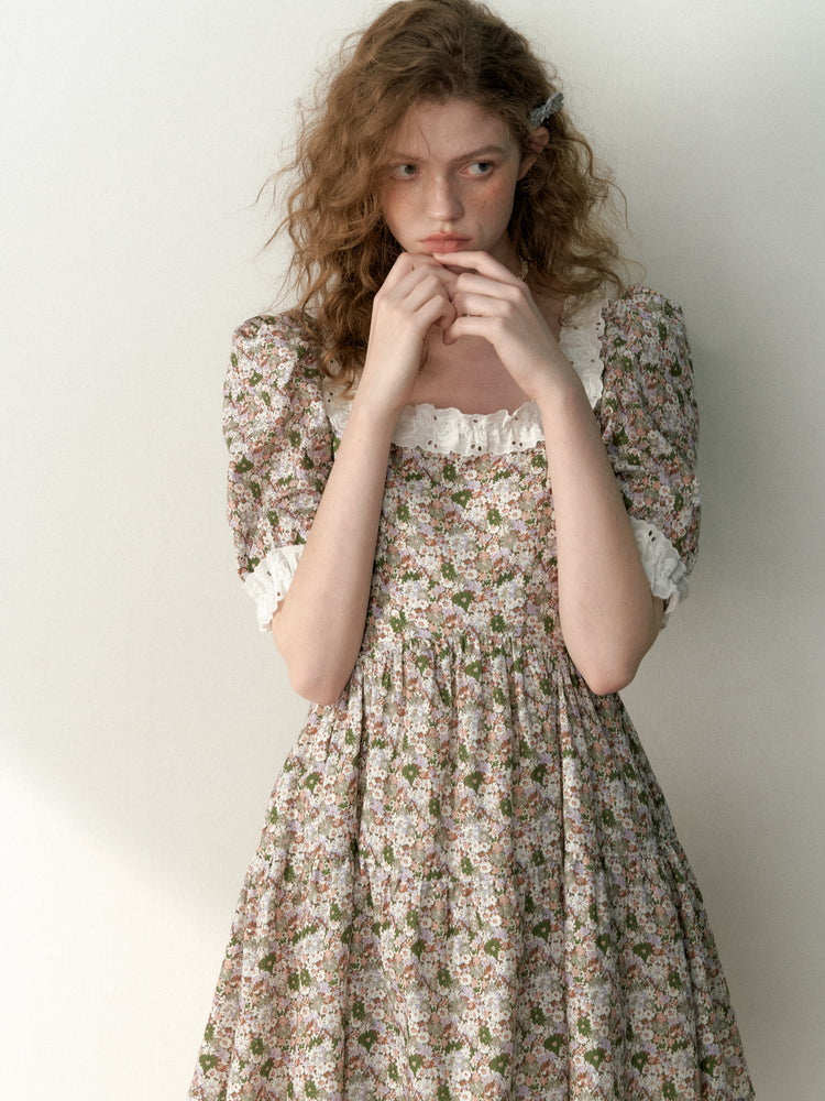 Brown Lace-Decorated Bubble Sleeve Floral Dress