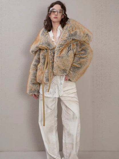 Lace-Detail Oversized Silhouette Shirt