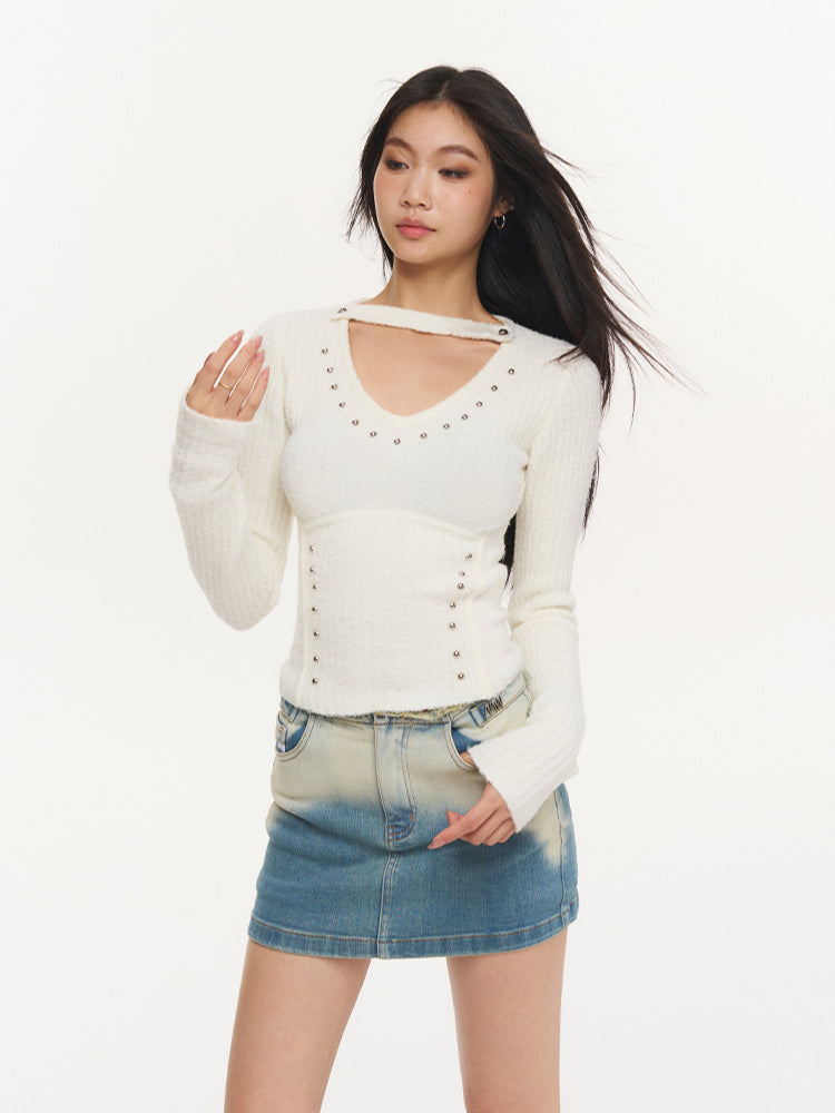 White Studded V-neck Knit Pullover