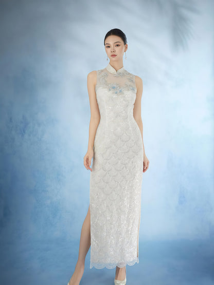 Ivory Embroidered Mandarin Collar Gown with Detachable Bow Train