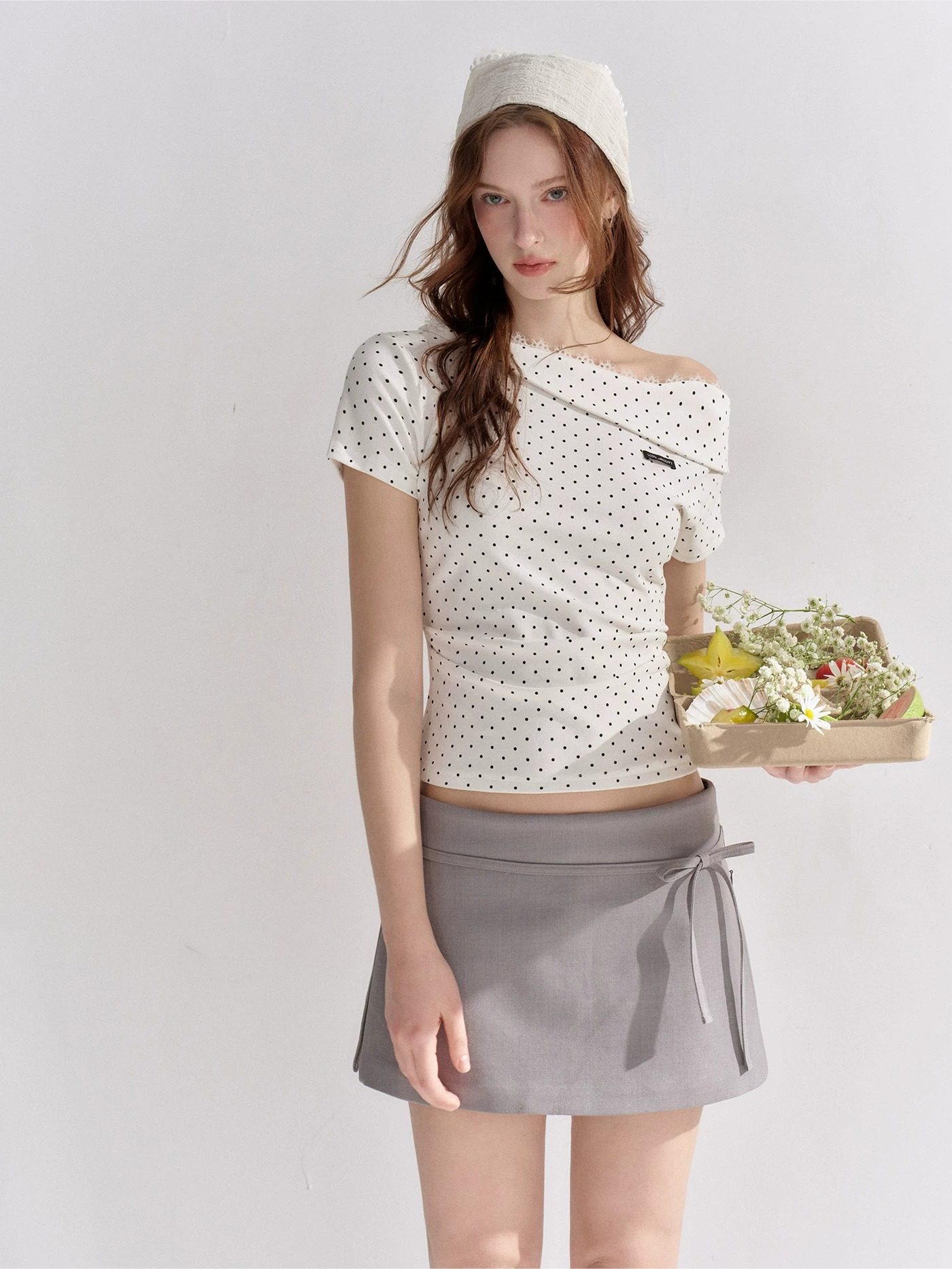 Asymmetric Off-Shoulder Polka Dot Lace Trim Fitted T-Shirt