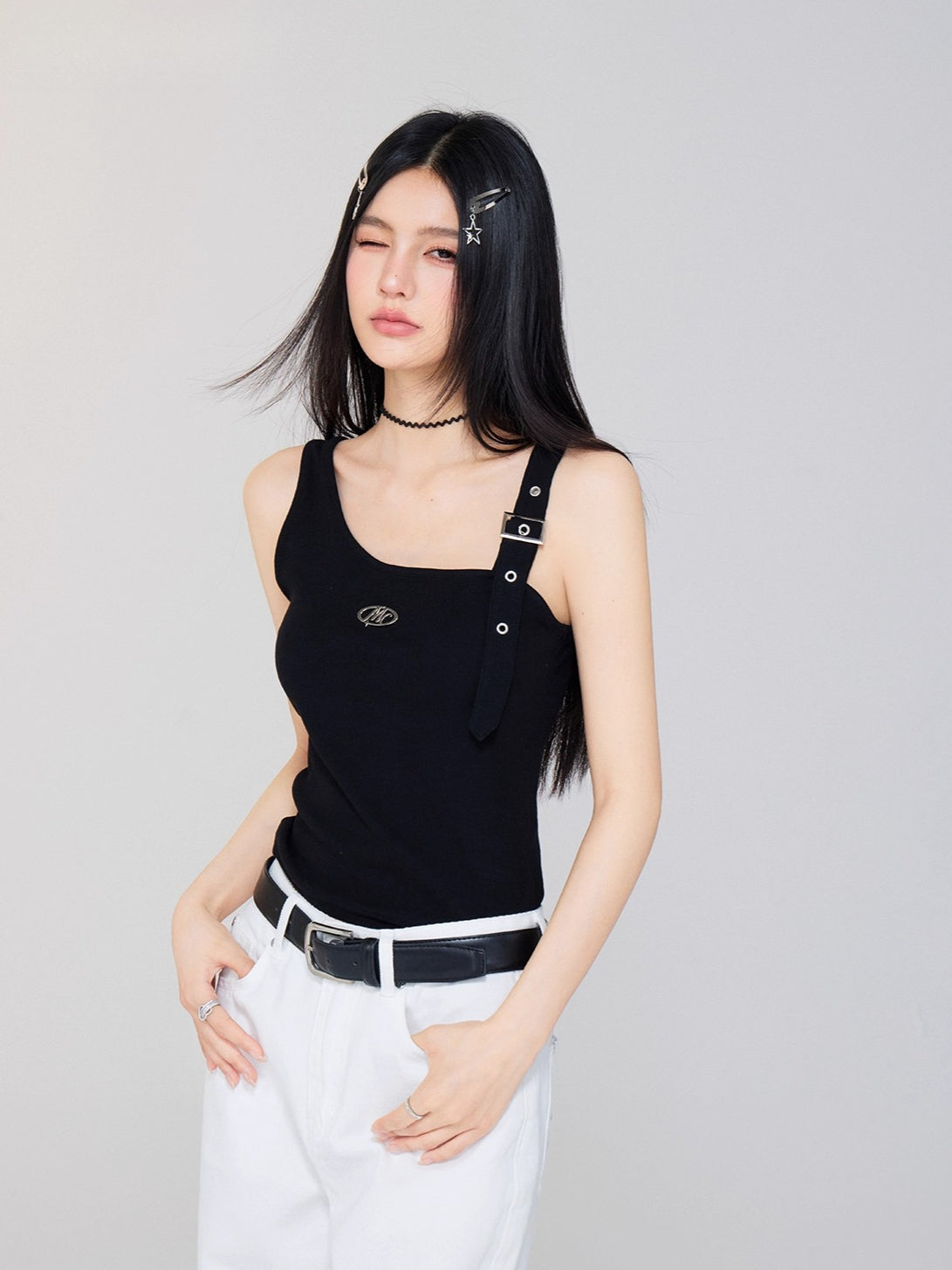 Irregular OfftheShoulder Vest