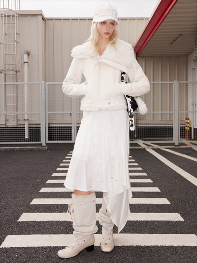 White / S