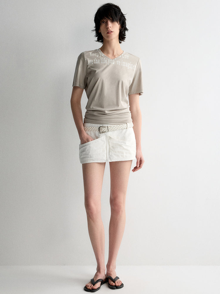 All-Over Print V-Neck Stacked Waist T-shirt