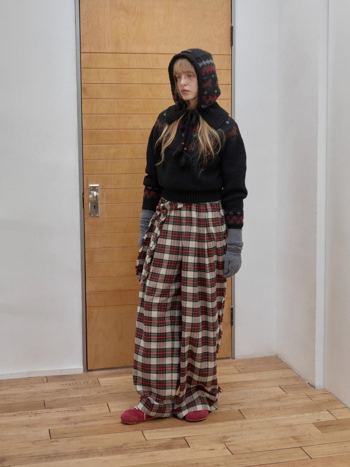 Fair Isle Pony Jacquard Chunky Knit Sweater