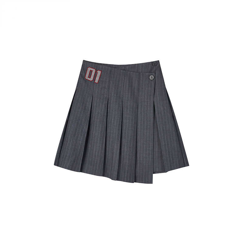 Pleated Sporty Mini Skirt