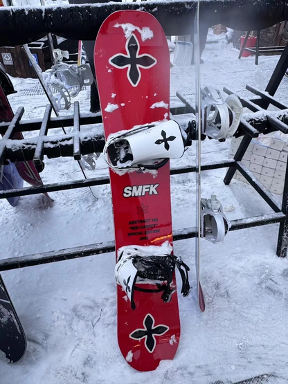 SMFK Abstract Grid Graphic Snowboard – DHL Express Shipping, Duties &amp; Taxes Included