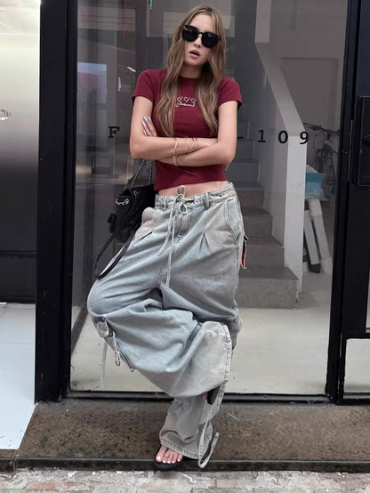 Lipstick Graffiti Cap-Sleeve Slim-Fit T-Shirt