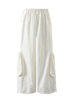 S / White