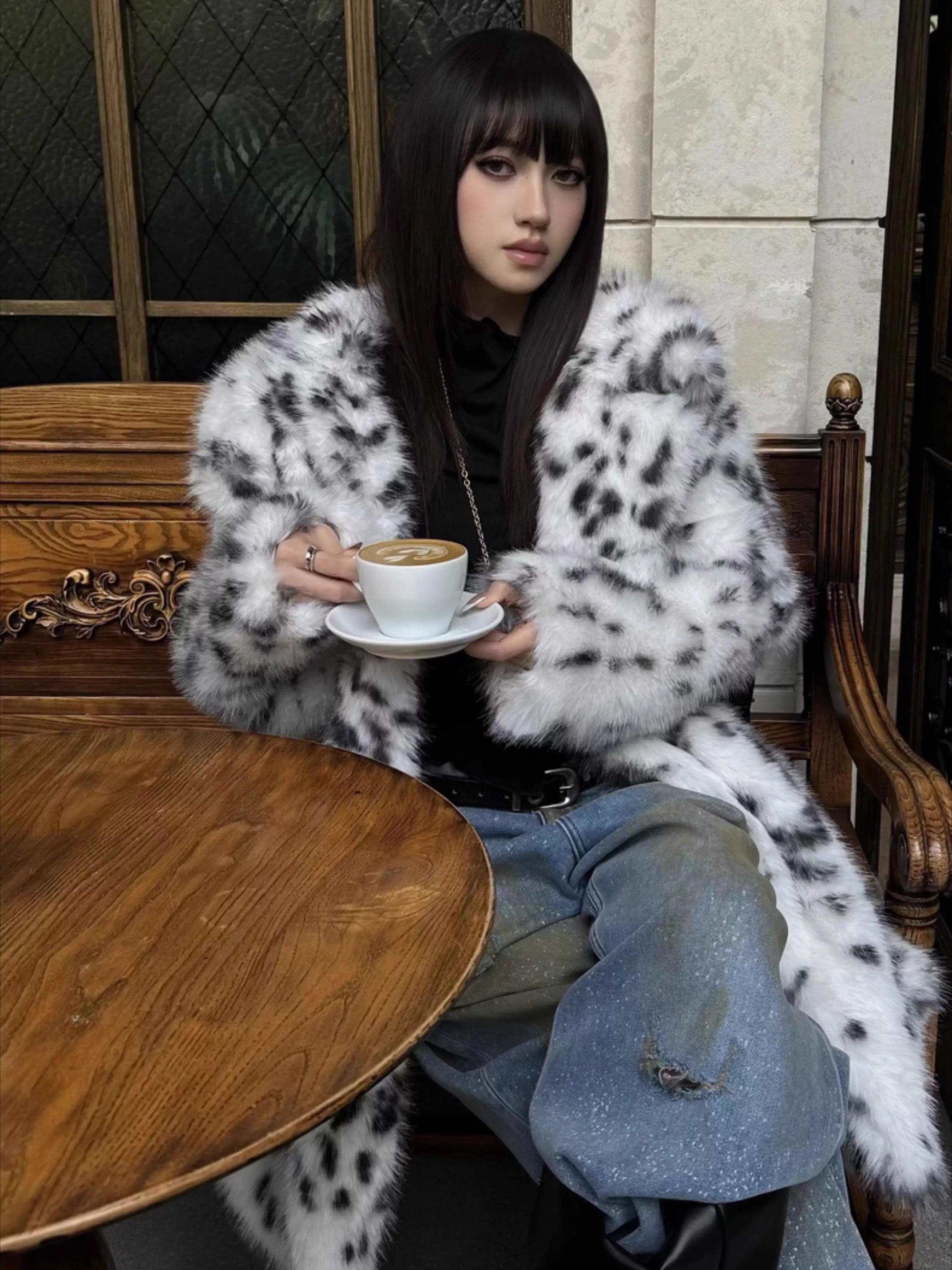 Logo Eyelet Genuine Leather Belt