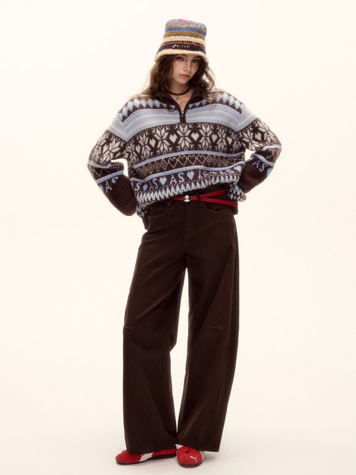 Red Belt Decor Curved-Hem Denim Wide-Leg Jeans