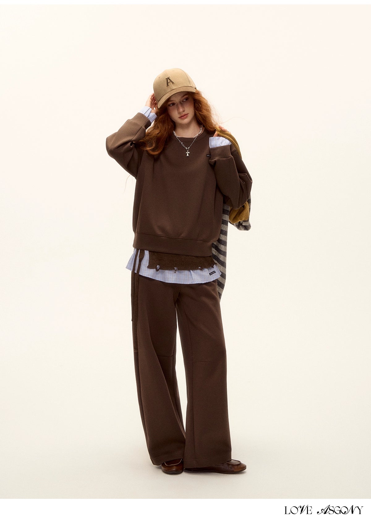 Patchwork Sweatshirt &amp; Curved-Hem Knit Pants Set