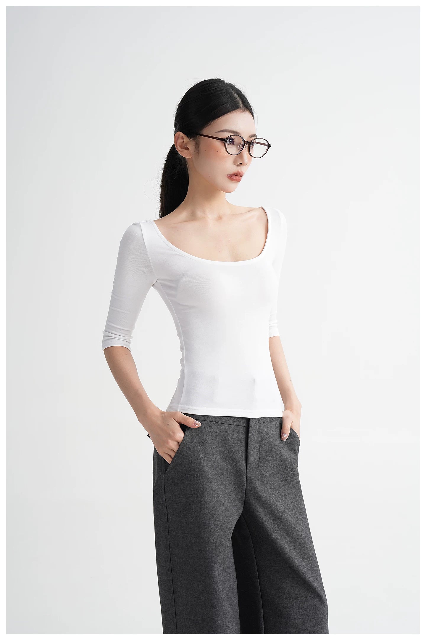 Lyocell Open-Back Fitted Mid-Sleeve T-Shirt
