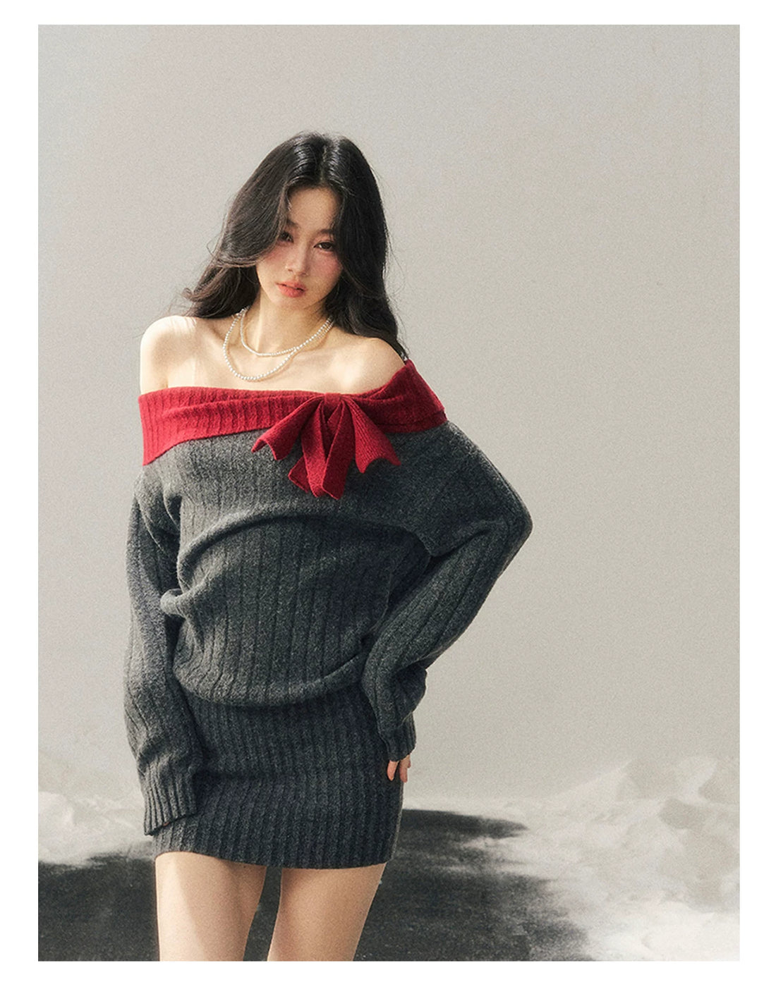 Off-Shoulder American-Style Knit Mini Dress